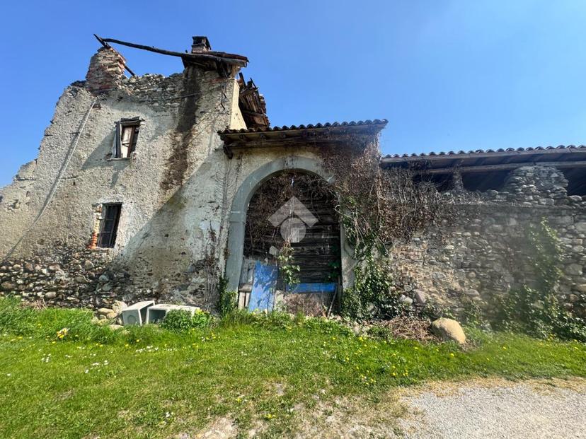 Rustico in Via Silvio Bonomelli, Iseo — foto 3 di 5
