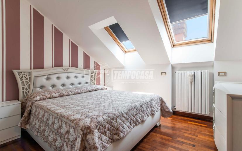 Trilocale in Piazza Sandro Pertini 14, Olgiate Olona — foto 2 di 5