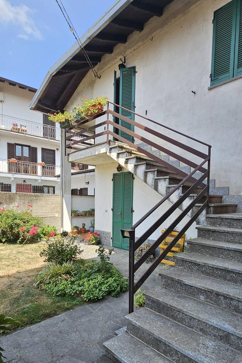 Villa in Via Quara 5, Pombia