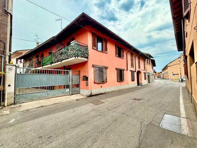 Bilocale in Via Dante Alighieri 40, Origgio