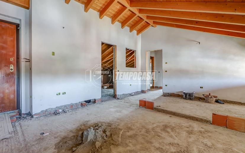 Trilocale in Via Enrico Berlinguer 5, Cardano al Campo