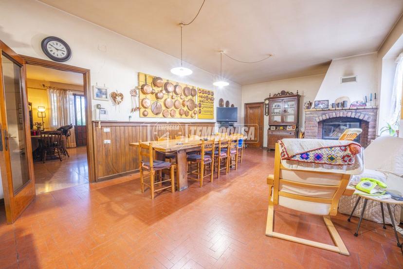 Casa indipendente, Petriolo — foto 3 di 5