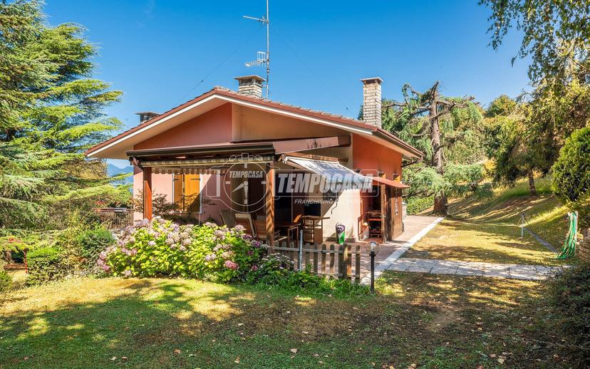 Villa in Via Tortia 7, San Zeno di Montagna — foto 2 di 5