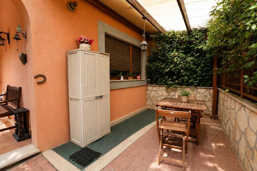 Villa a schiera in Via Roberto Ruffilli, Poggio Mirteto — foto 4 di 5