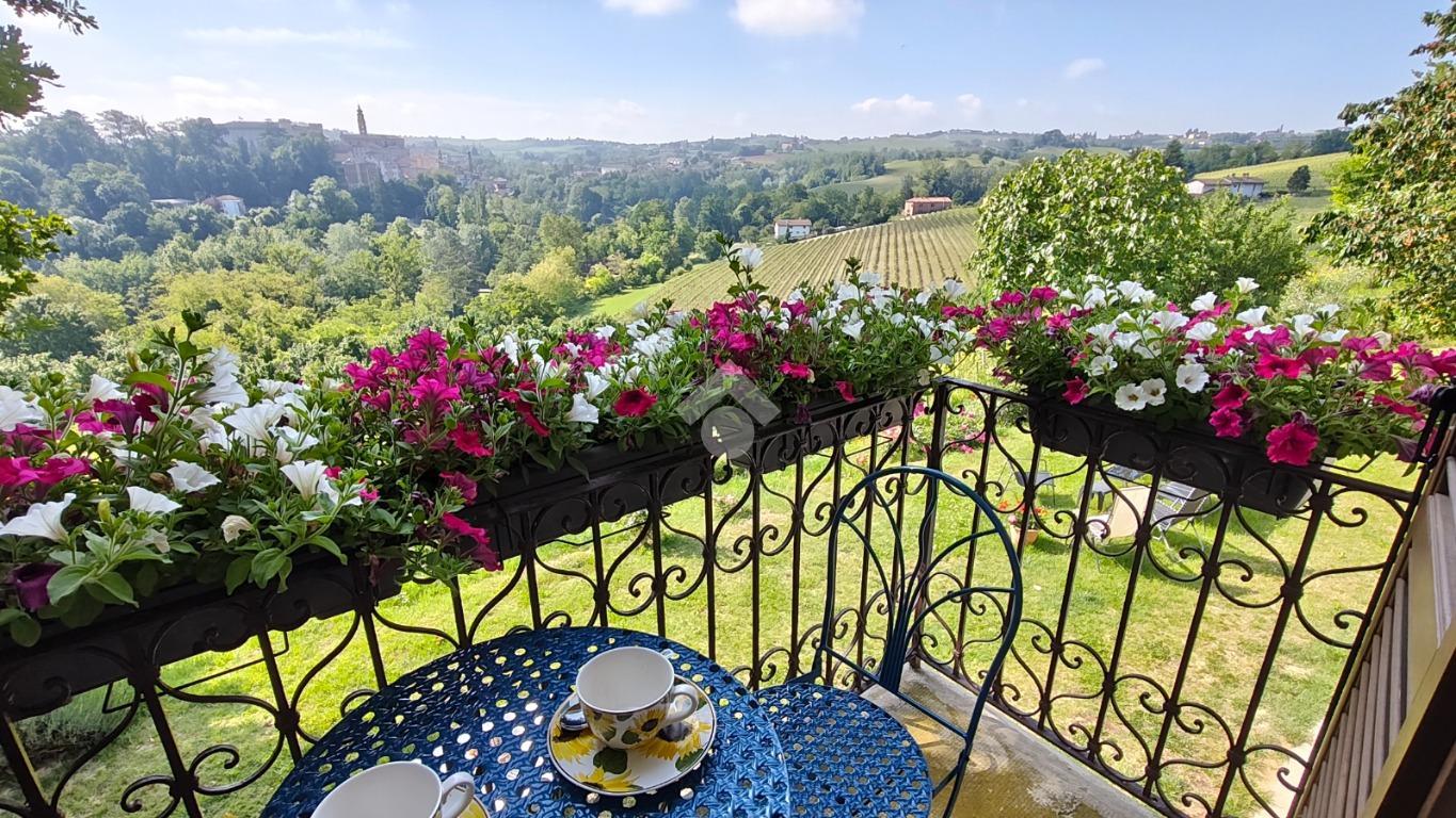 Casa indipendente in Strada Robino 1, Costigliole d'Asti