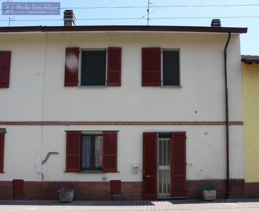 Casa indipendente in Via 4 Novembre 83, Bressana Bottarone — foto 4 di 5