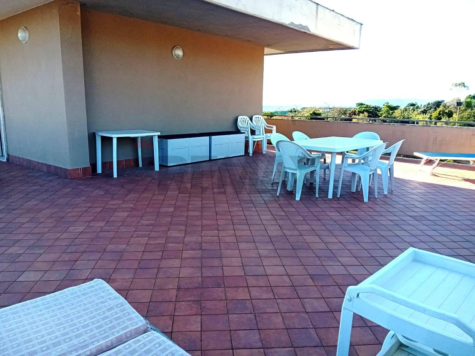 Casa indipendente, Montignoso