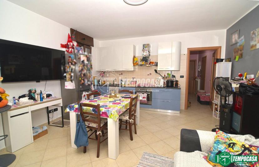Trilocale in Leopoldo Neuscheller 37/E, Rivarossa — foto 2 di 5