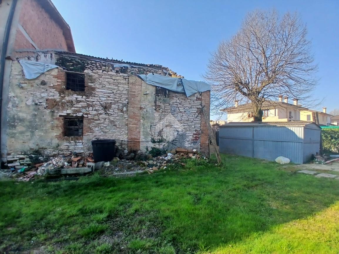 Rustico in Via Albettoniera, Rovolon