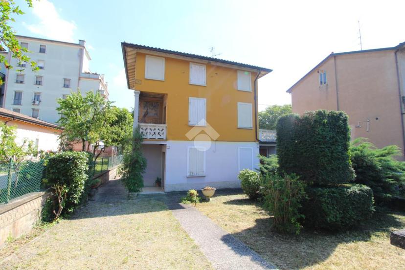 Villa in Via Guido da Bagnolo 14, Bagnolo in Piano — foto 2 di 5