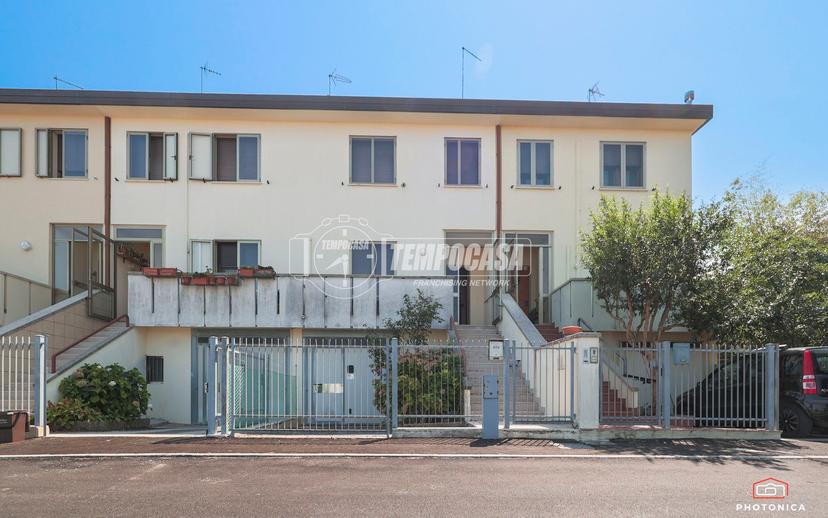 Casa indipendente in Via Ungaretti, San Clemente — foto 3 di 5