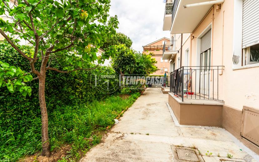 Quadrilocale in Via Lazio 34, Civitanova Marche — foto 2 di 5