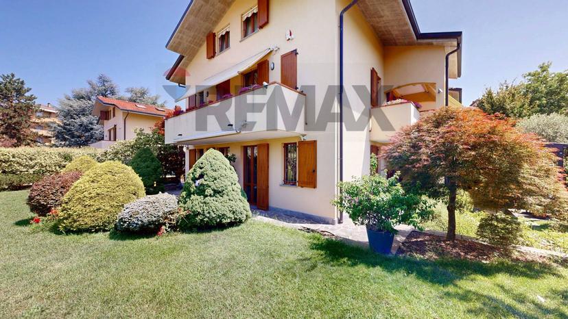 Villa in Via Passirano 20, Vimercate