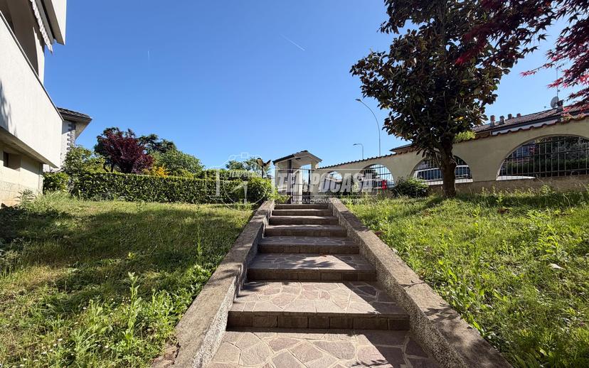 Trilocale in Via Giuseppe Verdi 2, Comazzo — foto 4 di 5