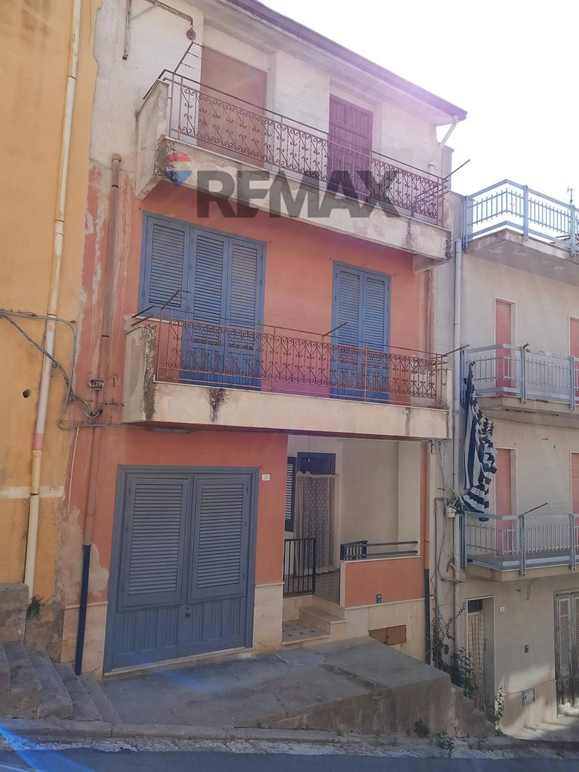 Casa indipendente in Via Bonura 25, Camporeale — foto 2 di 5