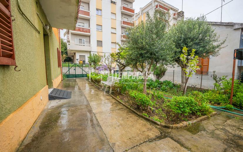 Casa indipendente in Via Emilio Salgari, Marzocca, Senigallia — foto 2 di 5