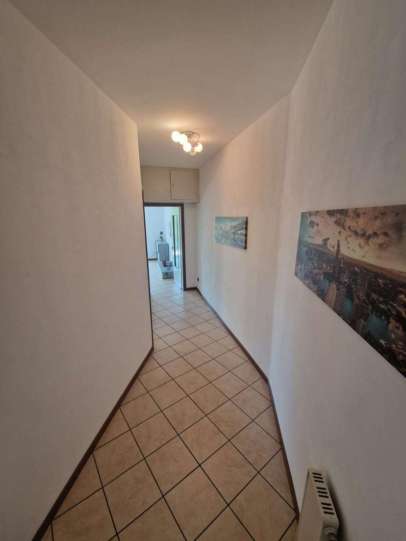 Trilocale in Lungolago Buozzi 3, Omegna — foto 3 di 5