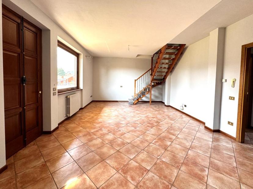 Trilocale in Via Giacinto Gaggia, Capriolo — foto 5 di 5