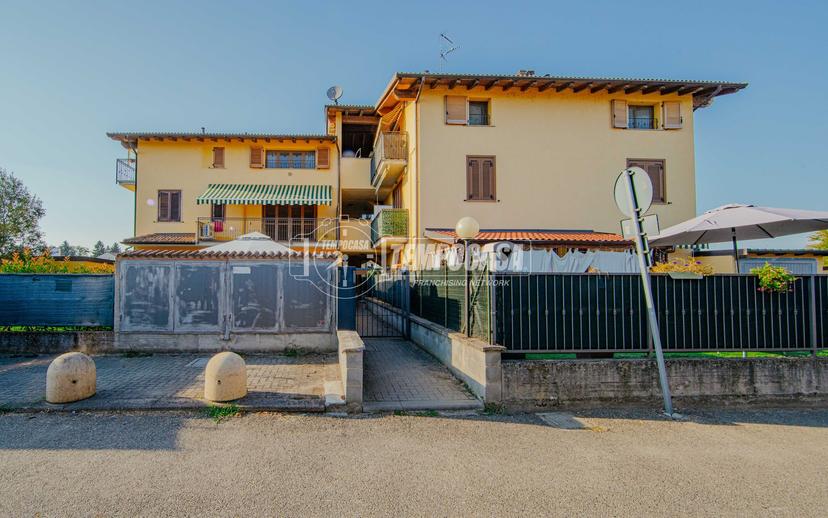 Bilocale in Via G. Mazzini 26, Garlasco — foto 2 di 5