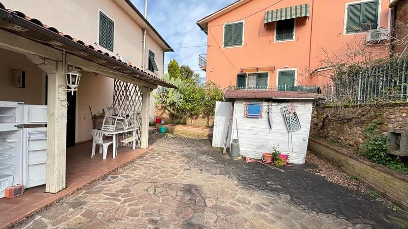 Casa indipendente in Ia di Montecarlo 3, Montecarlo — foto 5 di 5