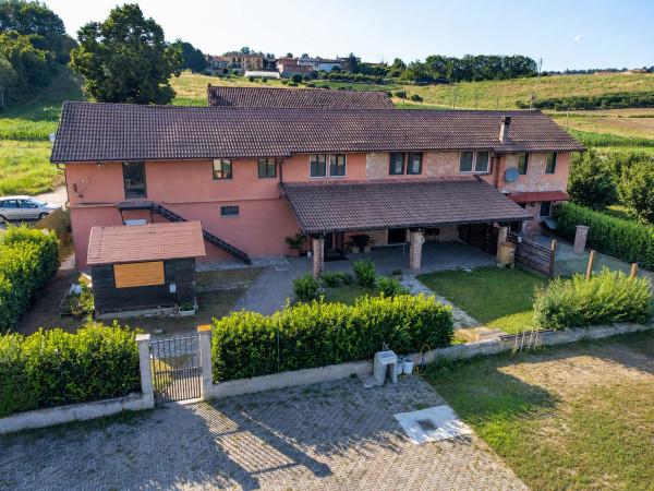Cascina in Corso Valpone, Canale — foto 2 di 5