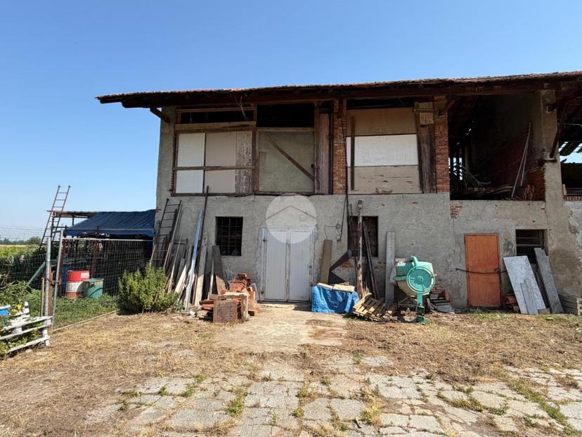 Rustico in Cascina Canepa, Pessano con Bornago
