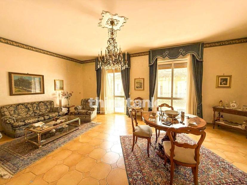 Casa indipendente in Corso Vittorio Emanuele, Floridia — foto 4 di 5
