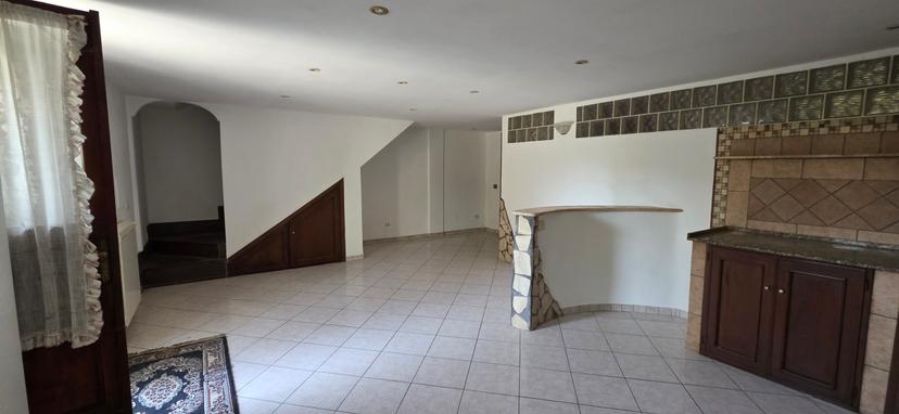 Villa bifamiliare in Via Giovanni Pascoli 18, Rignano Flaminio — foto 4 di 5
