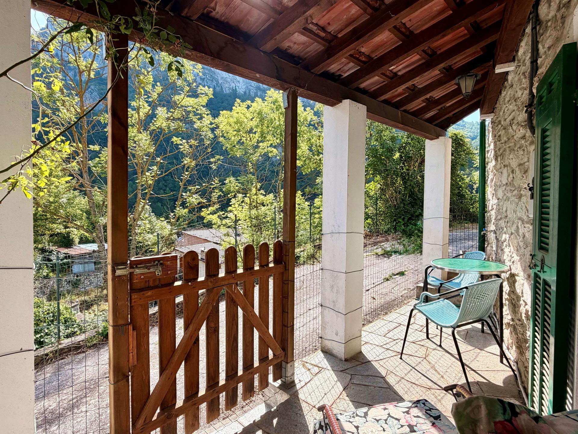 Casa indipendente in Frazione Cantarana, Ormea