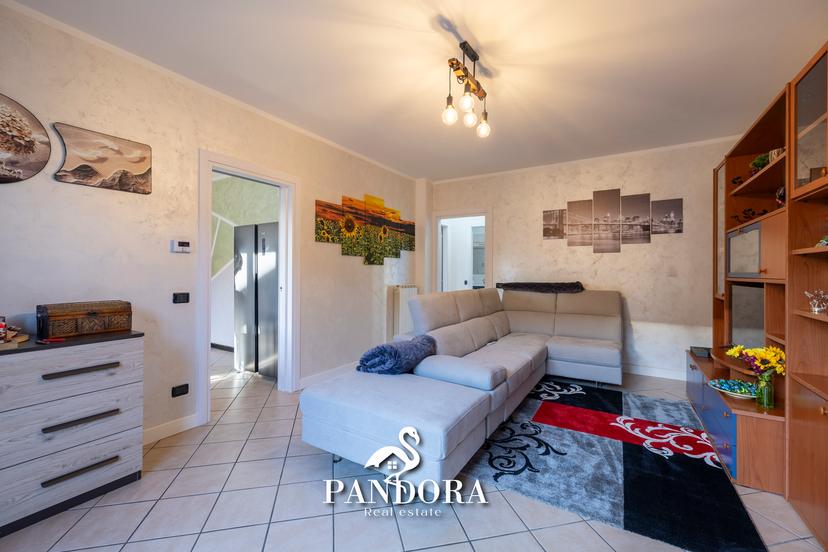 Appartamento in Via Antonio Meucci 20, Borgo Ticino — foto 2 di 5