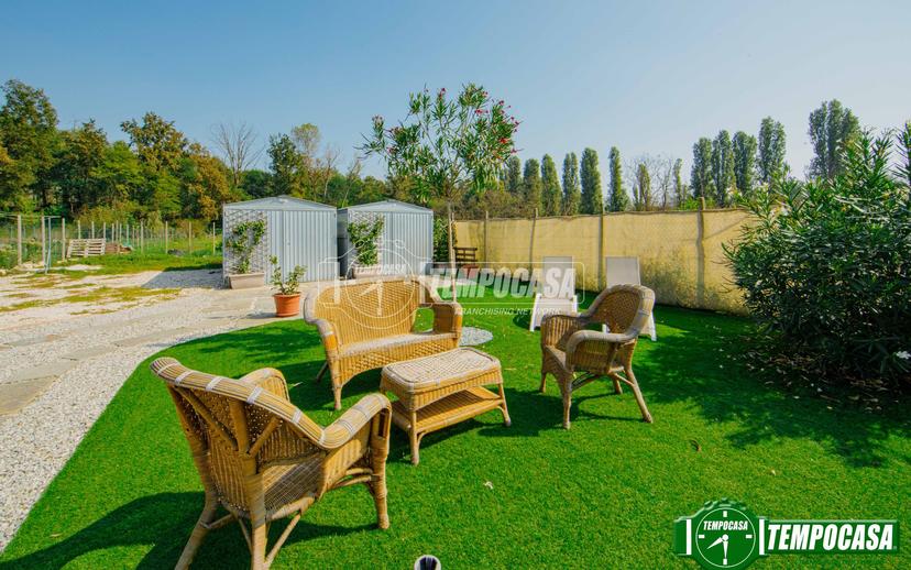 Villa in Via Cairoli, Linarolo — foto 5 di 5