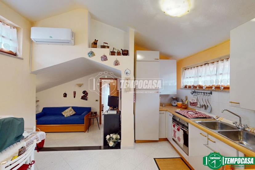 Appartamento in Via Amoa 8, Arcola