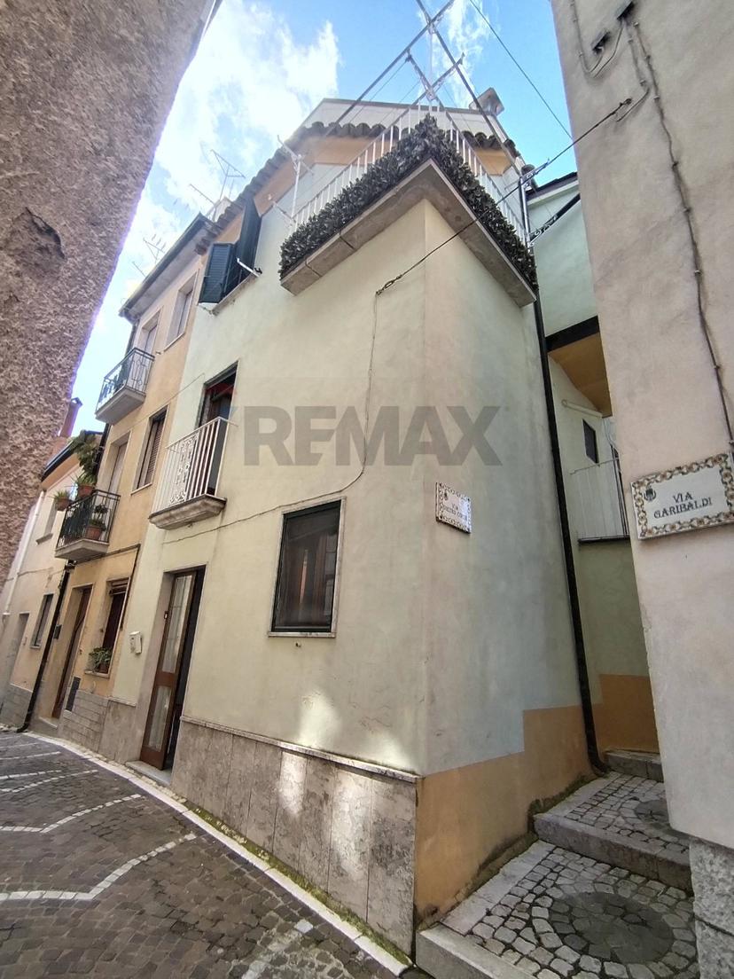 Casa indipendente in Via Giuseppe Garibaldi 5, San Lupo — foto 2 di 5