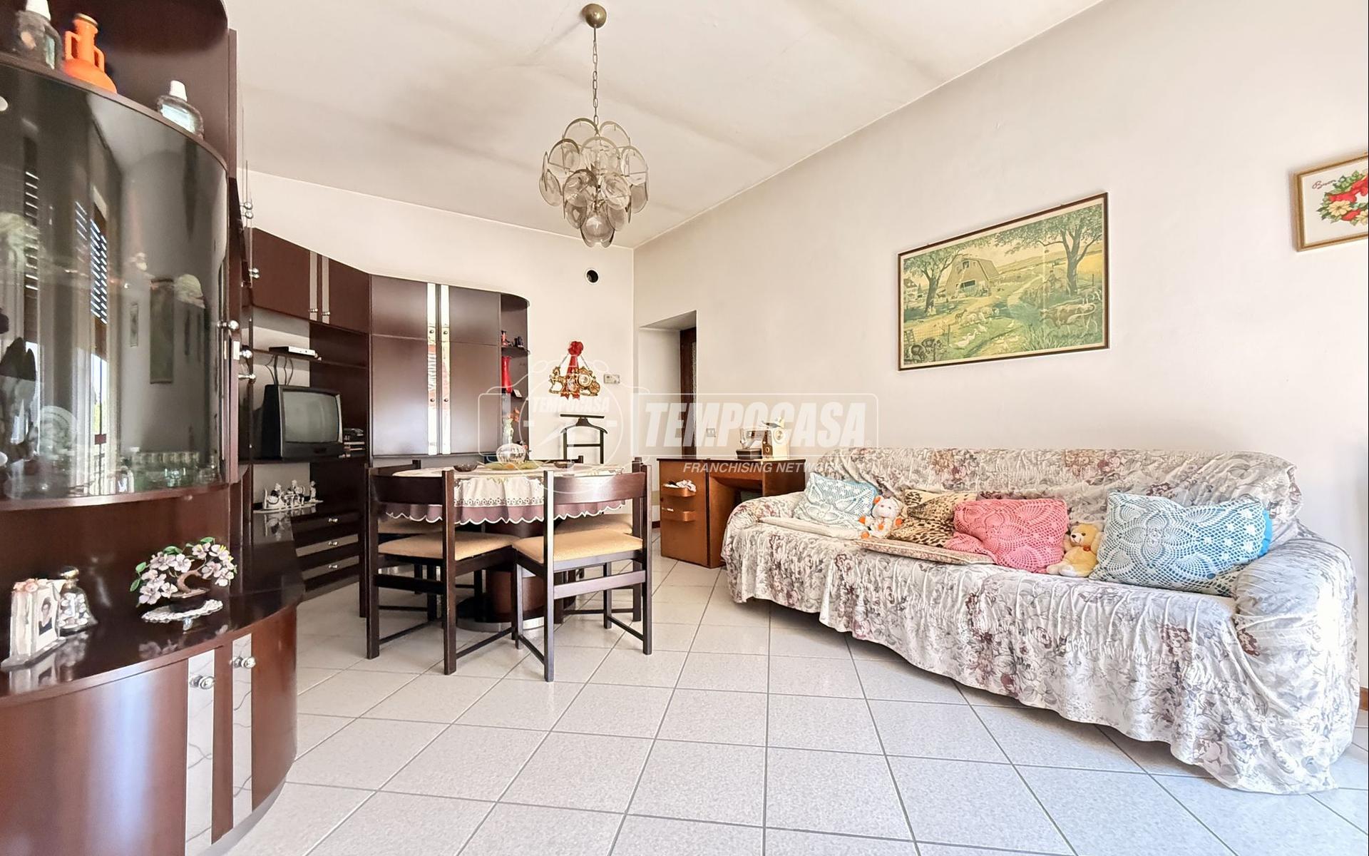 Casa indipendente in Via Capitano Fiorio Belletti, Bioglio