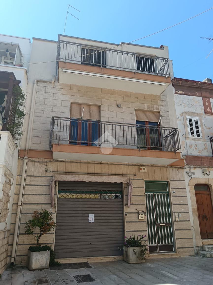Casa indipendente in Via Carlo Chimienti 50, Cassano delle Murge
