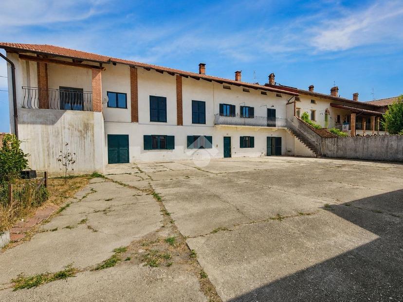 Casa indipendente in Str. Olmetto 3, Cigliano — foto 2 di 5