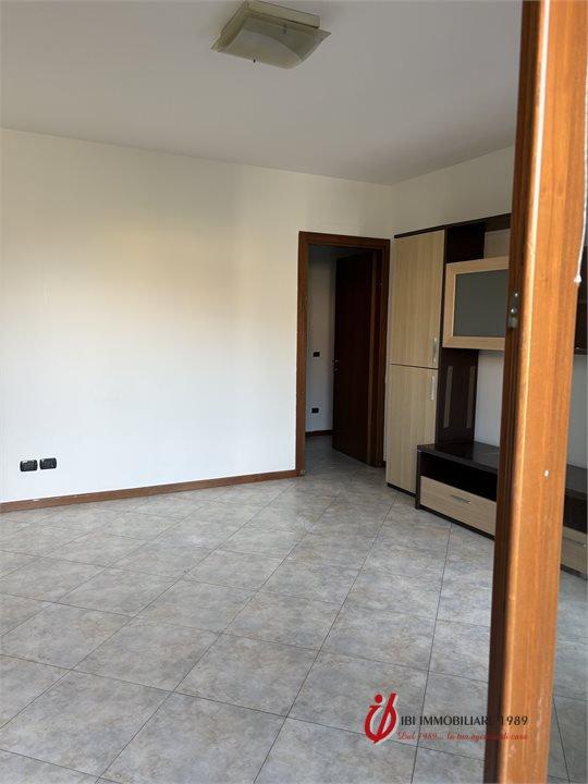 Bilocale in Via Feudo 51, Nogarole Rocca — foto 3 di 5