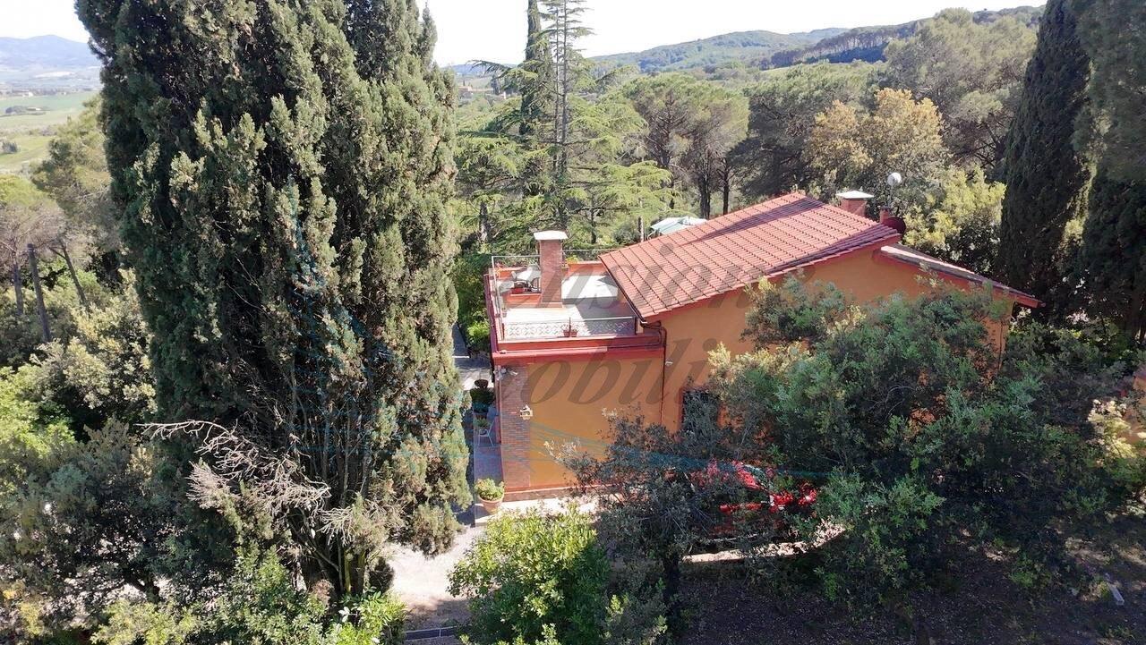 Villa in Strada Provinciale 10, Rosignano Marittimo