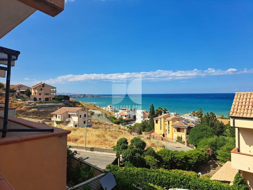 Villa a schiera in Via Sibaris, Crotone — foto 3 di 5