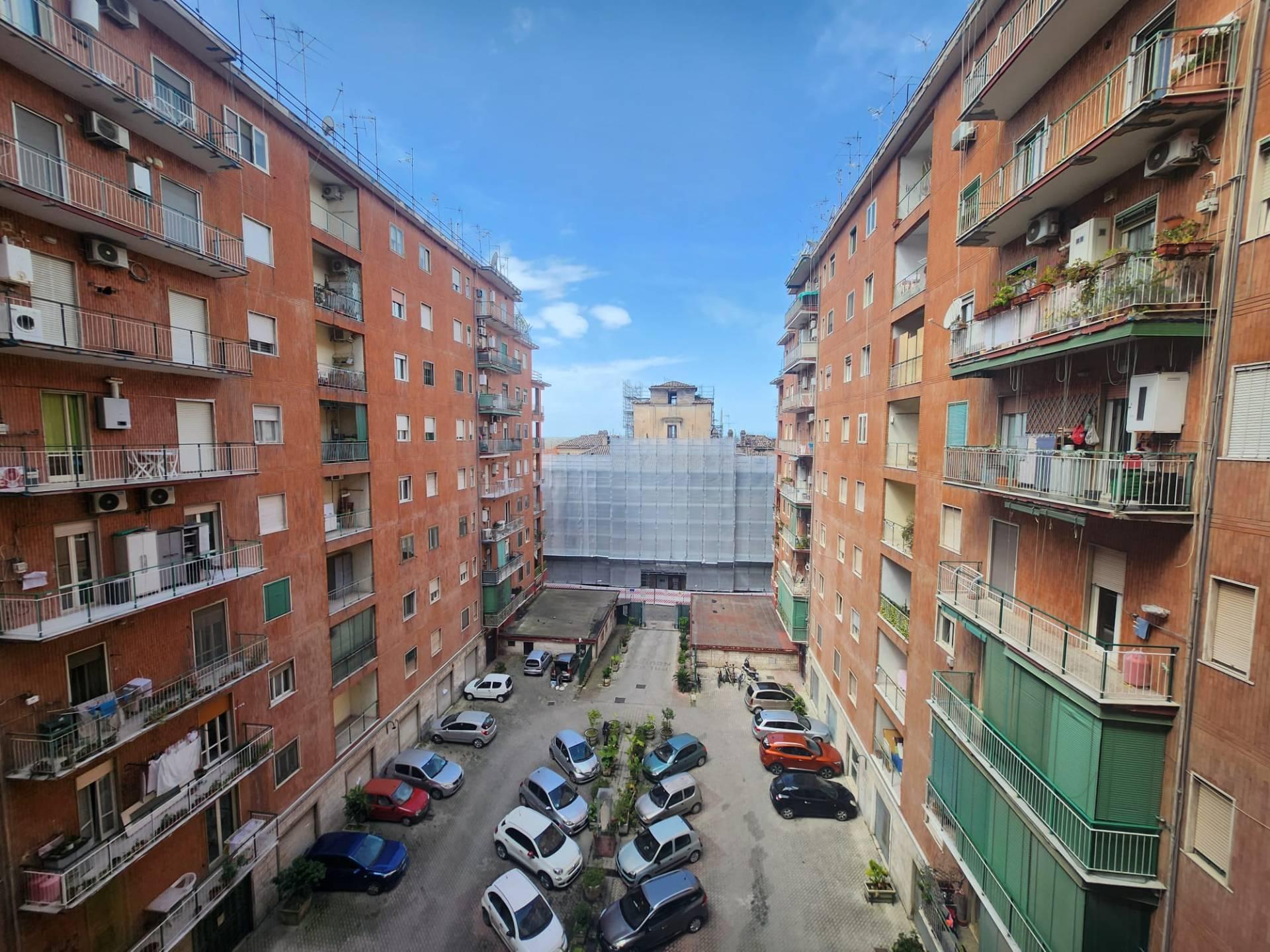 Trilocale in Via Roberto d'Angiò 17, Santa Maria Capua Vetere