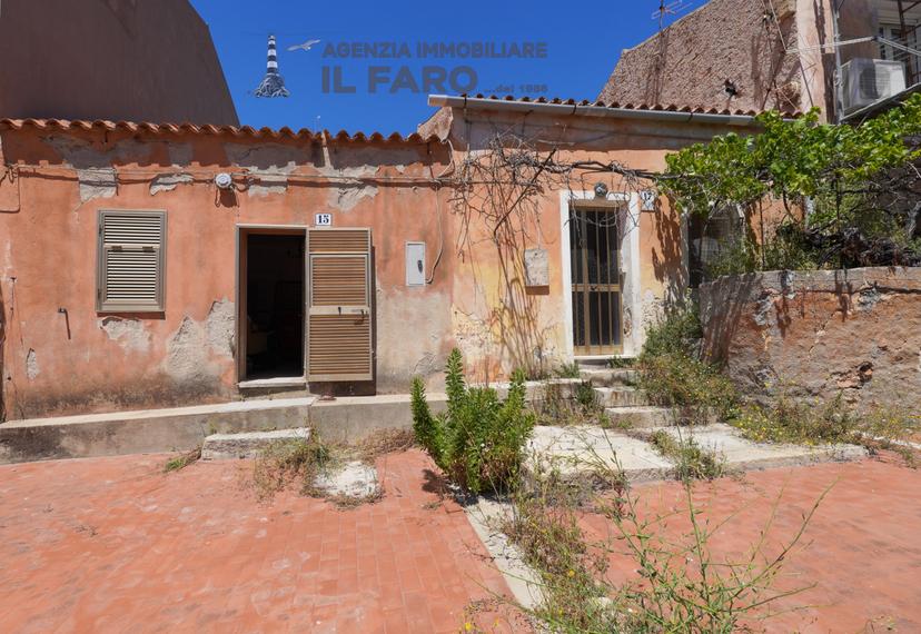 Villa a schiera in Via Maggior Leggero, La Maddalena — foto 4 di 5