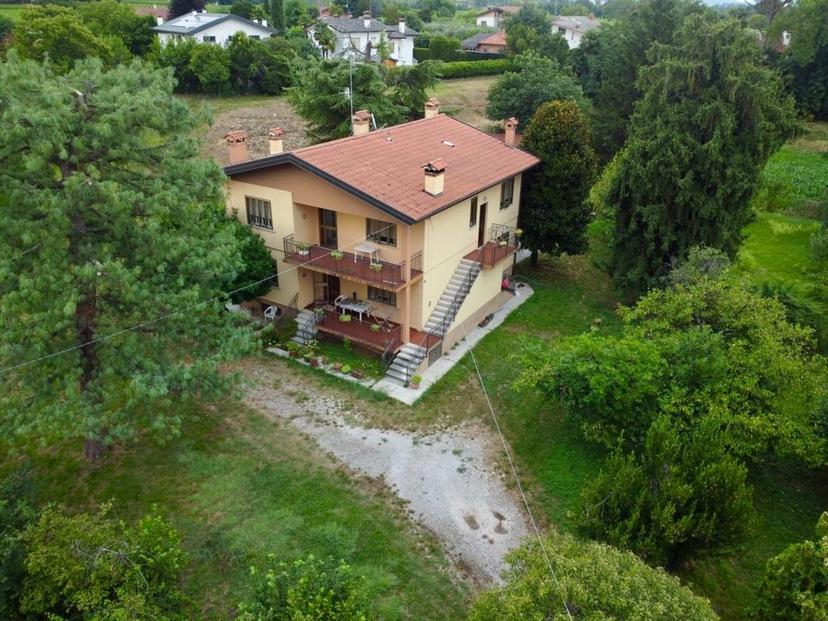 Terratetto plurifamiliare in Via Abbazia, Manzano