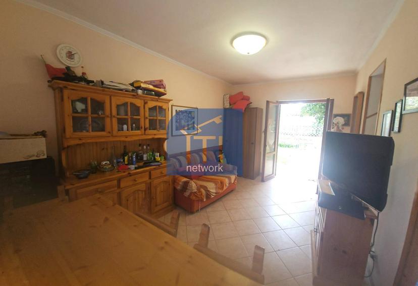 Villa a schiera in Via dell' Orione, Pomezia — foto 3 di 5