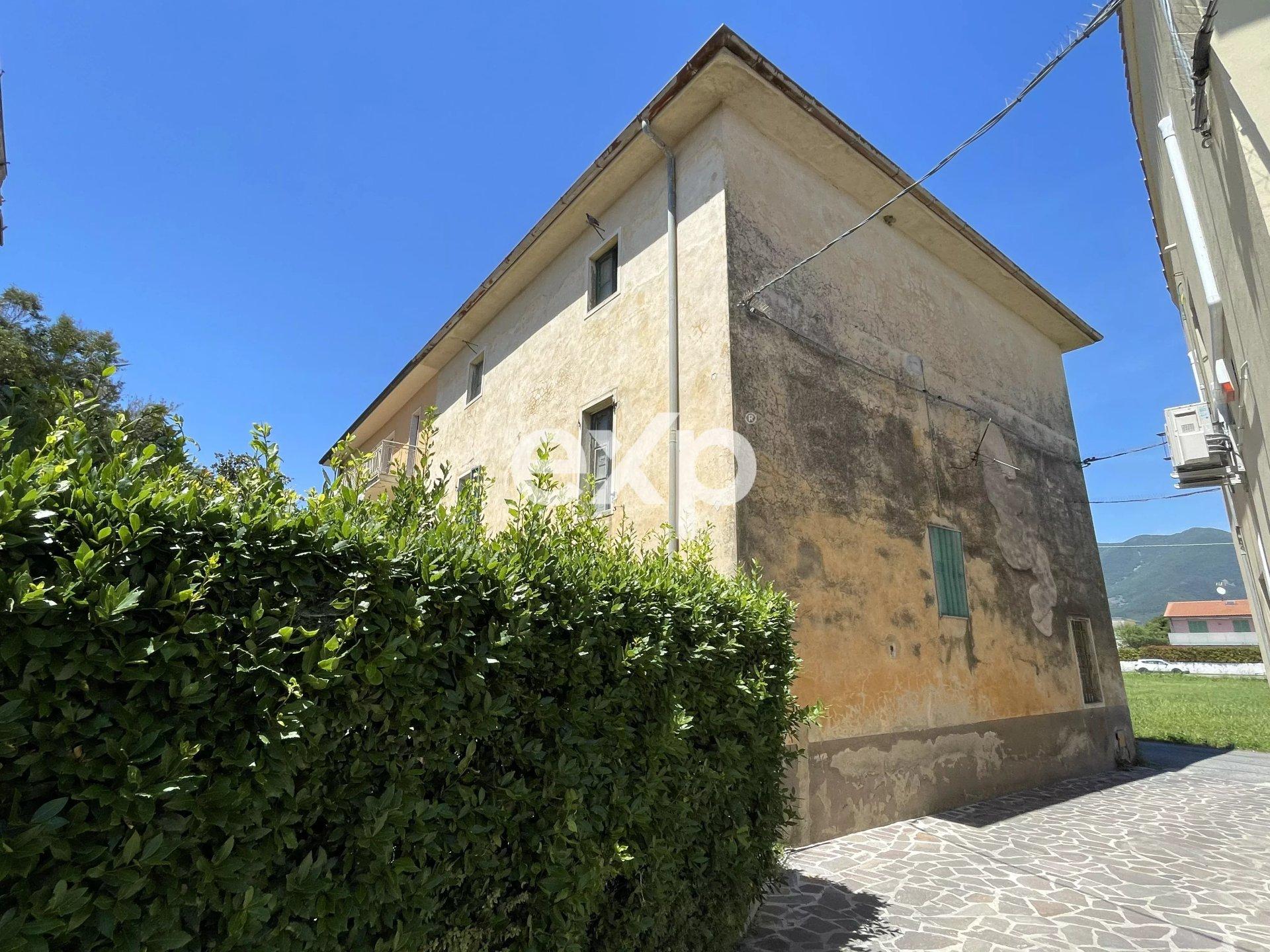 Casa indipendente in Via Enrico Fermi, San Giuliano Terme