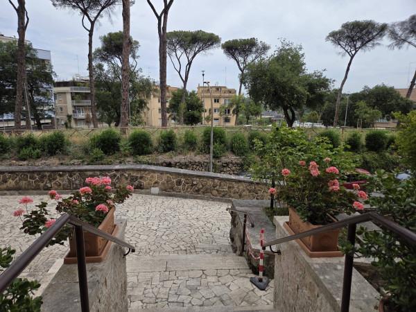 Appartamento in Via Ettore Petrolini, Roma