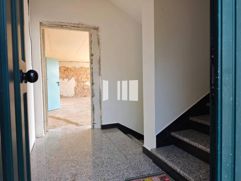 Casa indipendente in Contrada Mezzanotte, Teramo