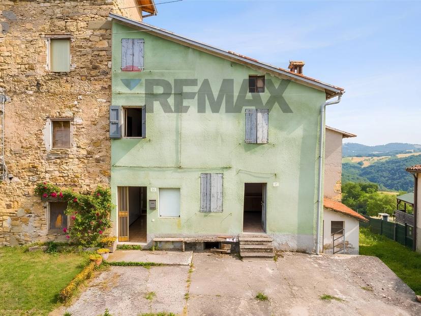 Appartamento in 15 Via Pianzo Montae Sopra Montale, Emilia-Romagna, Casina