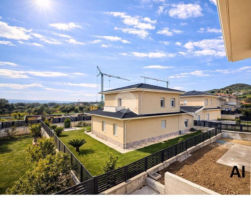 Villa in Contrada Lupinello 13, Luzzi — foto 4 di 5
