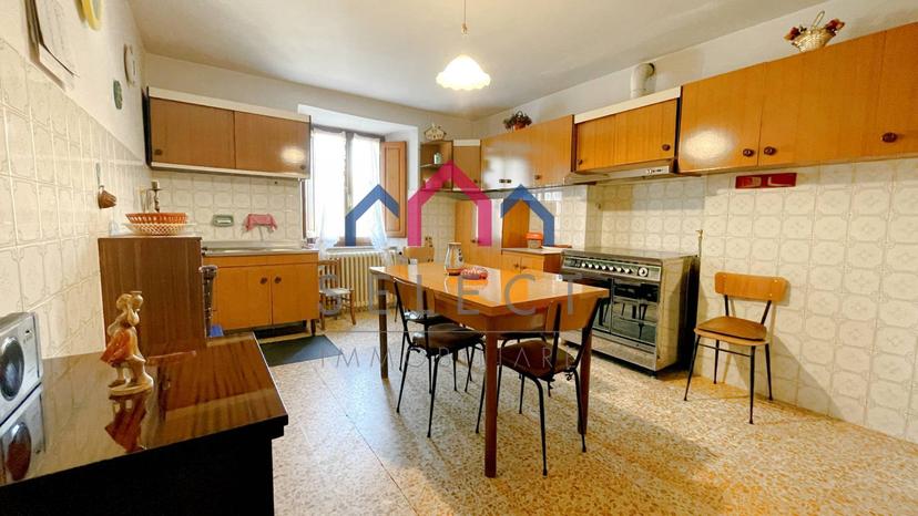 Casa indipendente, Gallicano — foto 2 di 5