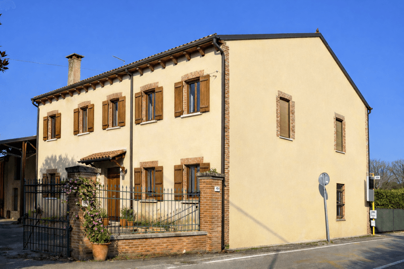 Cascina in Strada Sant'Antonino, Vicenza — foto 5 di 5